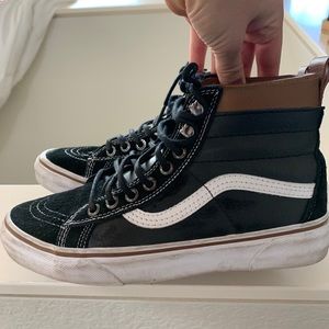 VANS SK8 HI MTE size 8 women’s